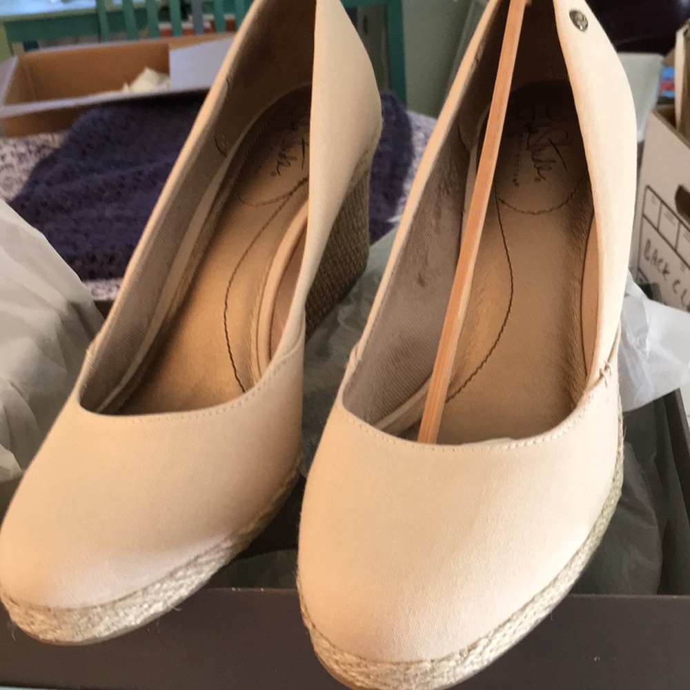 Brand new beige espadrilles